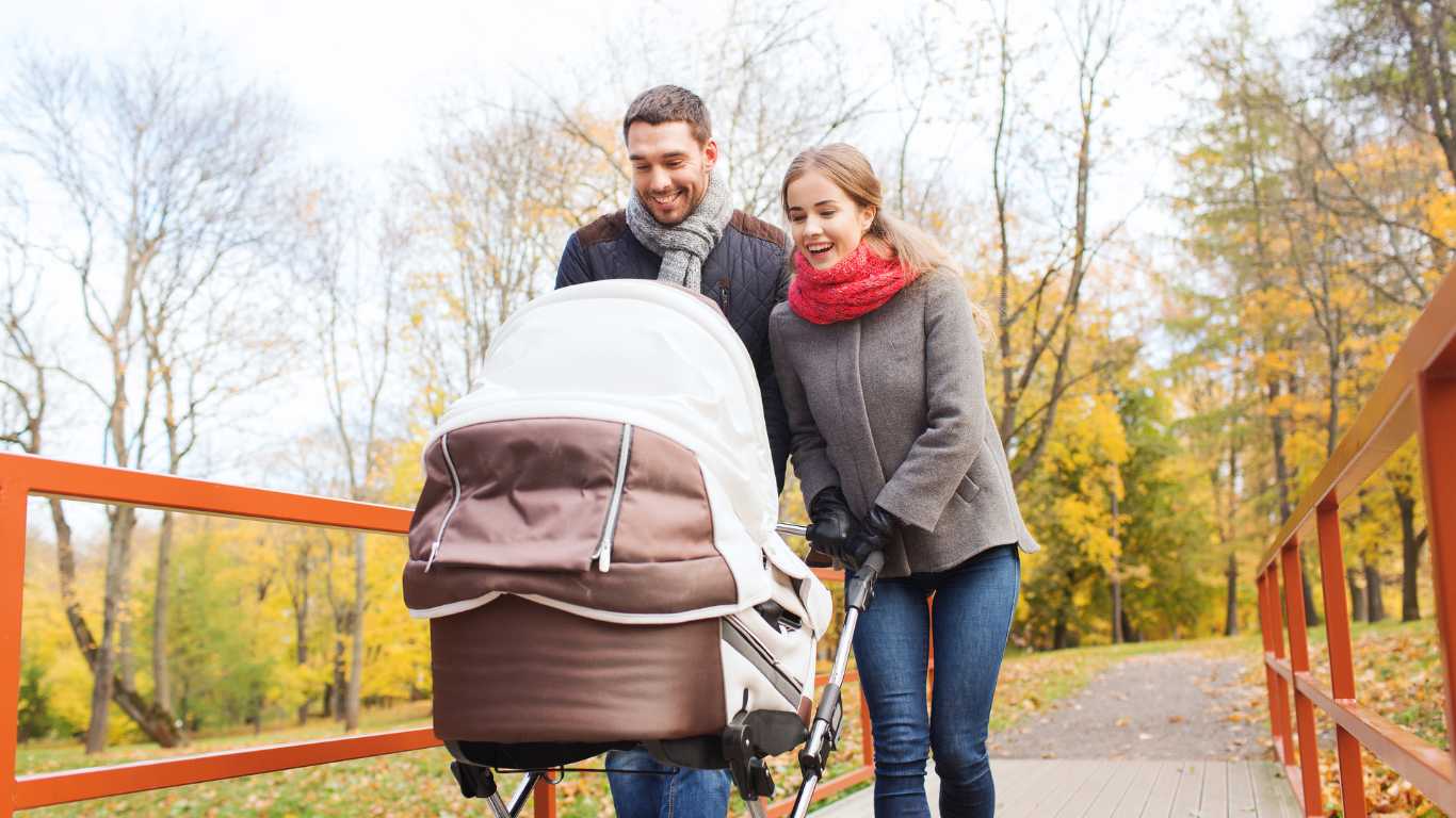 couple-baby-pram